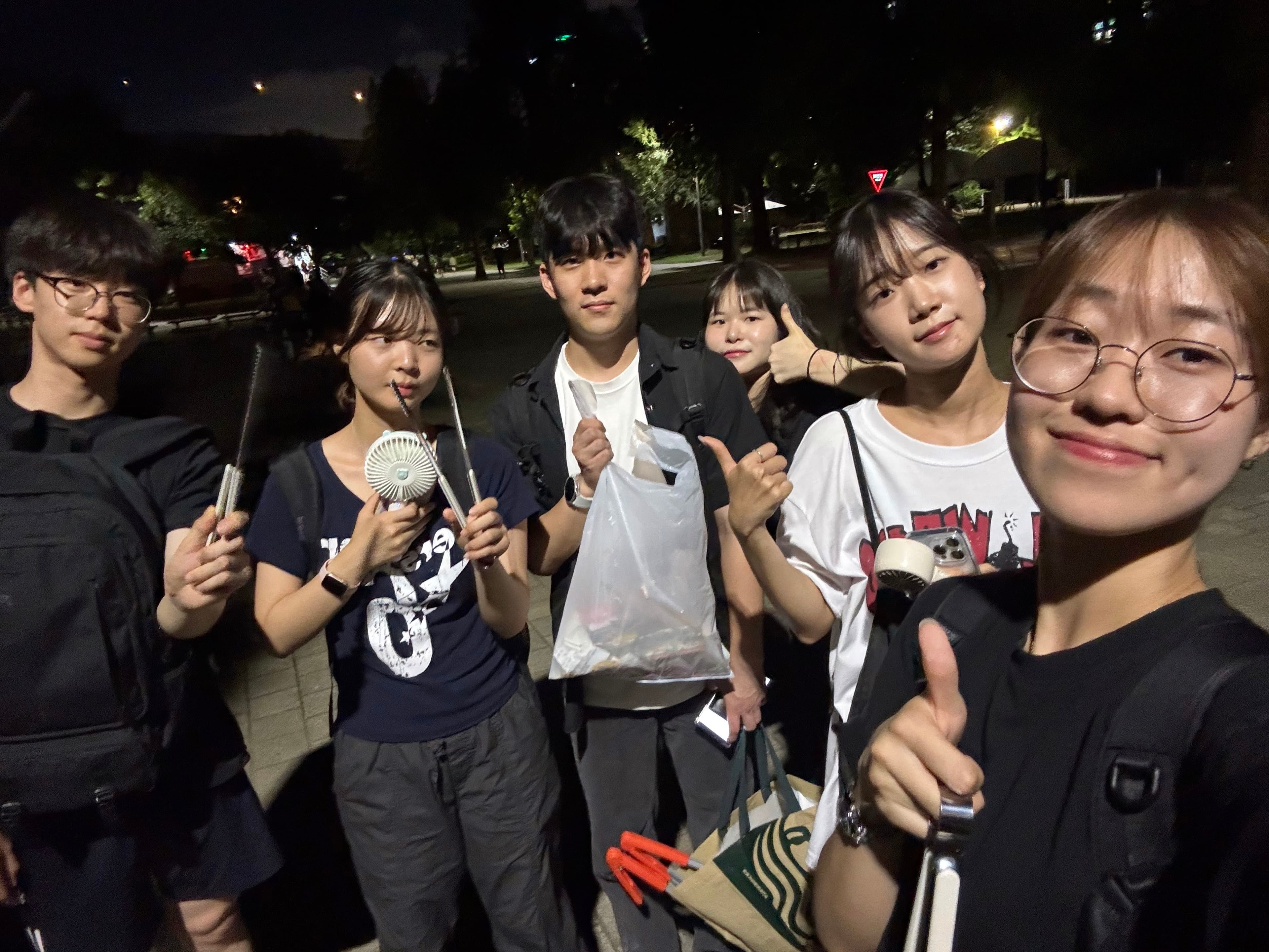 쓰레기 대신 웃음을 남기는 플로깅 – 뚝섬한강공원 활동기